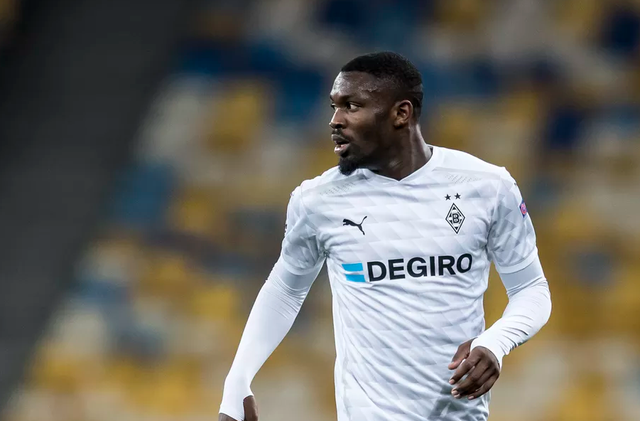 她每天坚持 她每天坚持