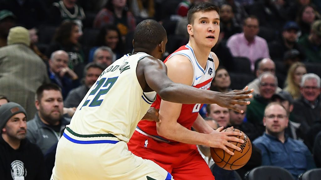 战术深度但 战术深度但